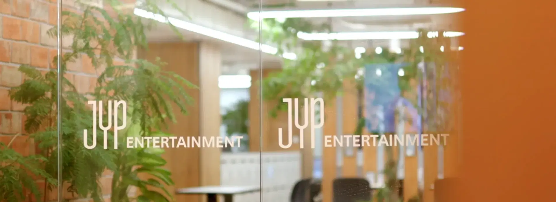 Work section banner 02